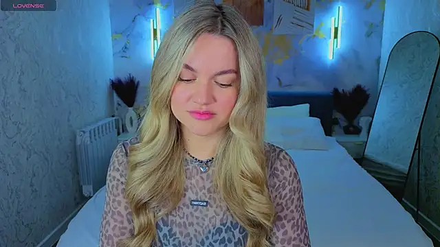 Jennifer Perezz online show from 05/21/26, 05:10