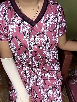Tamilmoon006 online show from 05/04/26, 12:08