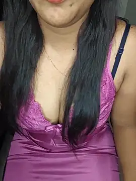 Snapshot of Tamilmoon006 chatting on 06/16/26, 12:27 Tamilmoon006 online show from 06/16/26, 12:27