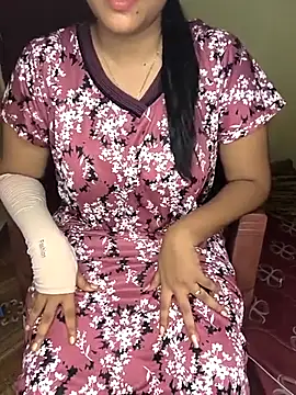 Tamilmoon006 online show from 05/14/26, 07:00