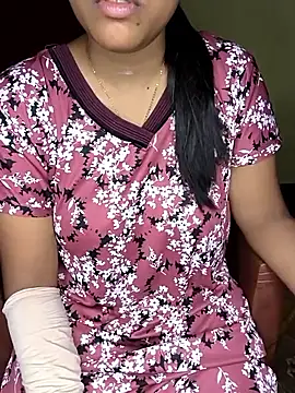 Tamilmoon006 online show from 05/25/26, 12:37