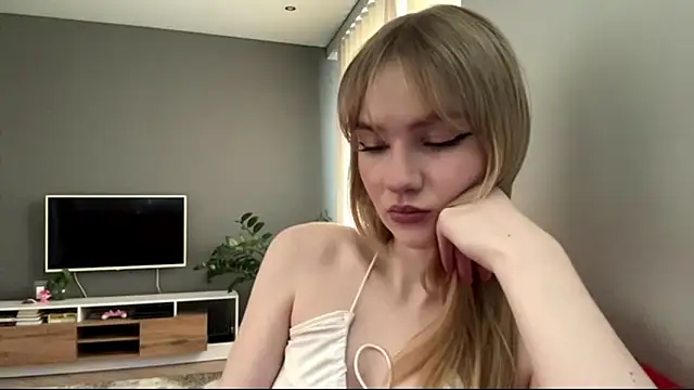 Snapshot of PlasaRima chatting on 06/21/26, 11:10 PlasaRima online show from 06/21/26, 11:10