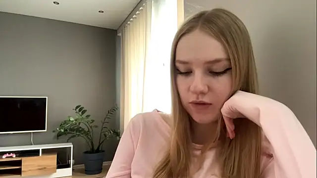 Snapshot of PlasaRima chatting on 06/12/26, 11:13 PlasaRima online show from 06/12/26, 11:13