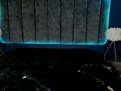 AlanaVelascos online show from 05/04/26, 08:11