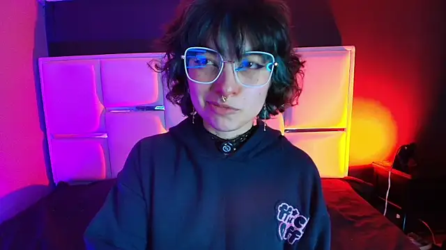 BadEmyXO online show from 07/07/26, 03:53