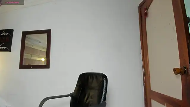 SarahQ65 online show from 04/14/26, 01:38