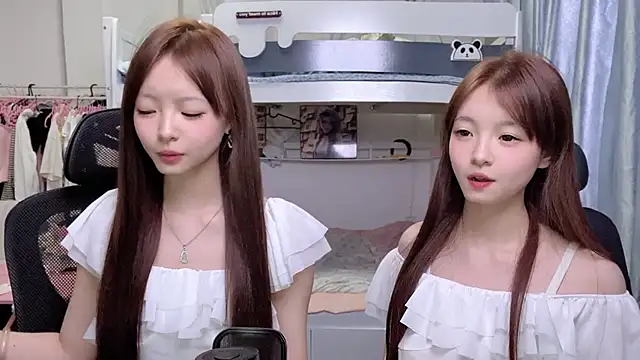 xiaoqiao-daqiao online show from 05/07/26, 01:58