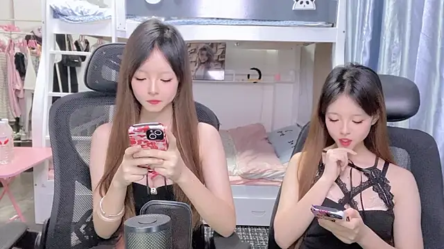 xiaoqiao-daqiao online show from 05/05/26, 06:33