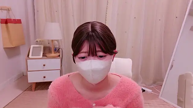 Snapshot of SERIpon_ chatting on 04/25/26, 10:29 SERIpon online show from 04/25/26, 10:29