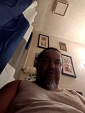 MrBustNut2026 online show from 04/12/26, 04:32