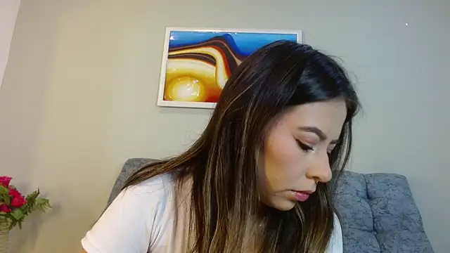 Snapshot of SalomeMartinez_ chatting on 05/21/26, 03:31 SalomeMartinez online show from 05/21/26, 03:31