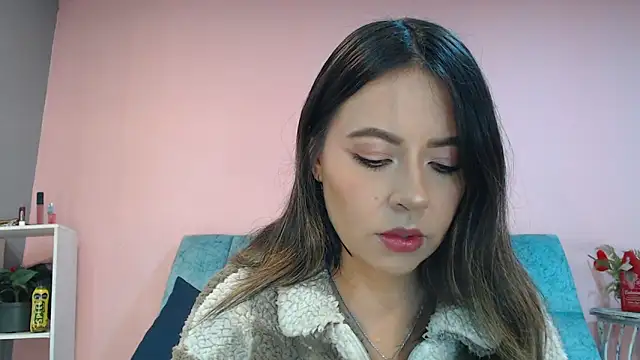 Snapshot of SalomeMartinez_ chatting on 05/06/26, 01:15 SalomeMartinez online show from 05/06/26, 01:15