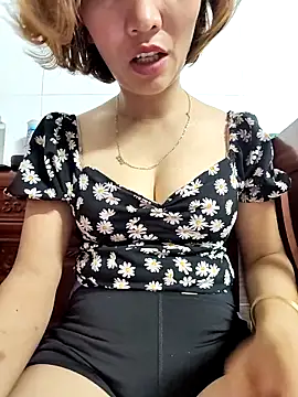 2 banana online show from 05/09/26, 02:59