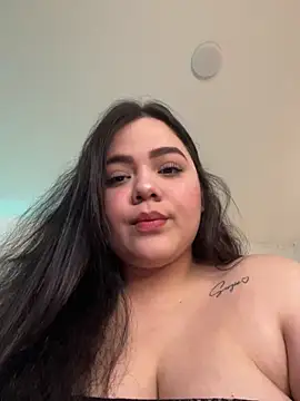 Snapshot of laurenlaine chatting on 05/27/26, 04:36 laurenlaine online show from 05/27/26, 04:36
