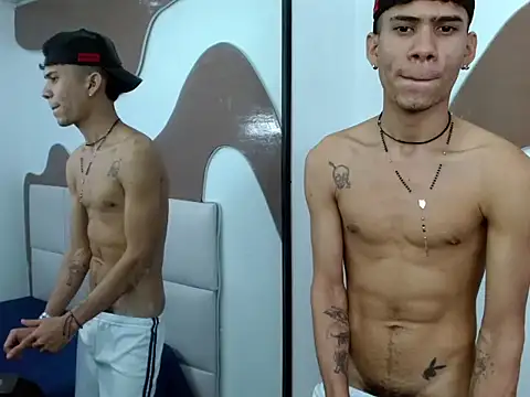 Snapshot of Skinny_cute_Alyer chatting on 04/11/26, 07:45 Skinny cute Alyer online show from 04/11/26, 07:45