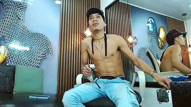 Skinny cute Alyer online show from 05/07/26, 01:54