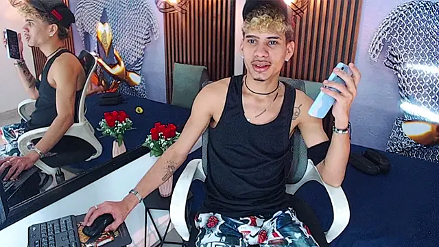 Skinny cute Alyer online show from 05/28/26, 03:03