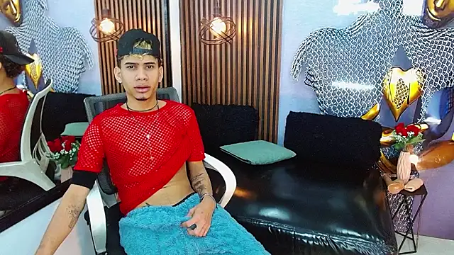 Snapshot of Skinny_cute_Alyer chatting on 06/14/26, 02:24 Skinny cute Alyer online show from 06/14/26, 02:24