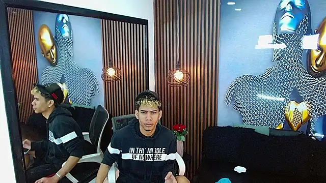 Snapshot of Skinny_cute_Alyer chatting on 06/21/26, 02:06 Skinny cute Alyer online show from 06/21/26, 02:06