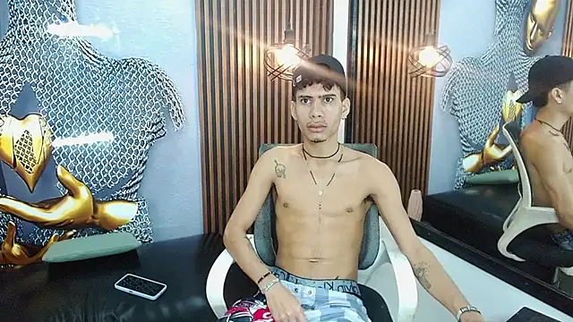 Skinny cute Alyer online show from 05/06/26, 02:04