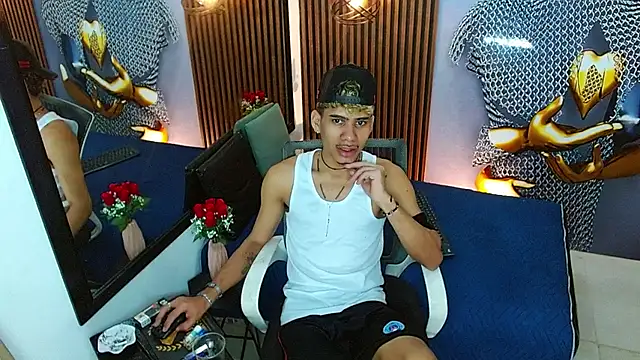 Skinny cute Alyer online show from 05/26/26, 02:09