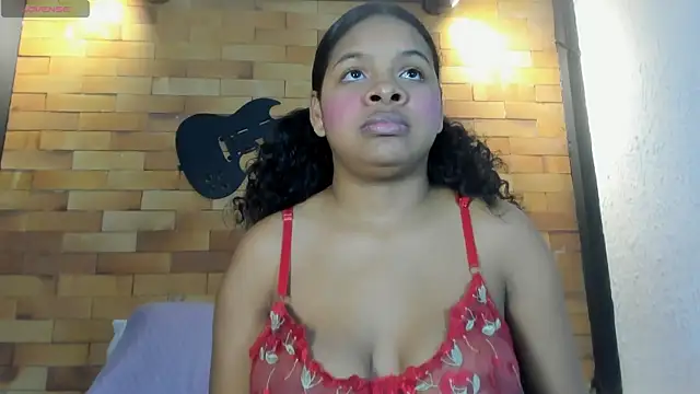 Monica robles  online show from 05/23/26, 03:05