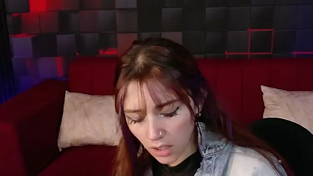 Emily Cherry  online show from 04/30/26, 12:34