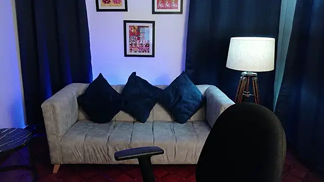 Emily Cherry  online show from 06/08/26, 02:17