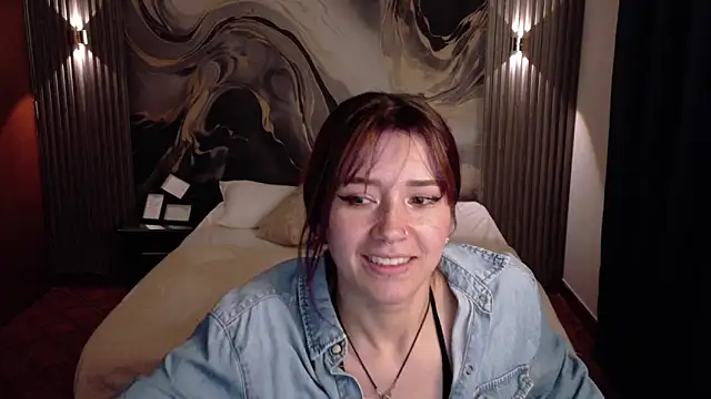 Emily Cherry  online show from 05/07/26, 01:47
