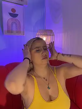 Aliss Taylor1 online show from 04/18/26, 07:07