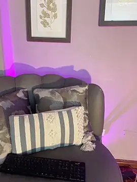 Aliss Taylor1 online show from 04/28/26, 02:27