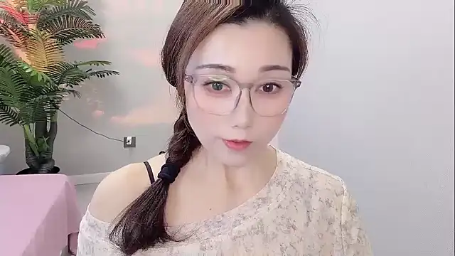 Yunxi- online show from 05/03/26, 03:33