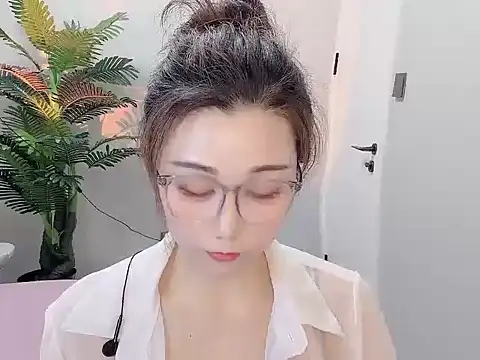 Yunxi- online show from 04/19/26, 04:24