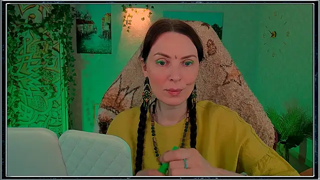 LanaRadiance online show from 06/17/26, 01:10