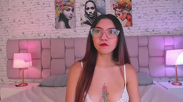 AshleeyRoberts online show from 05/12/26, 01:17