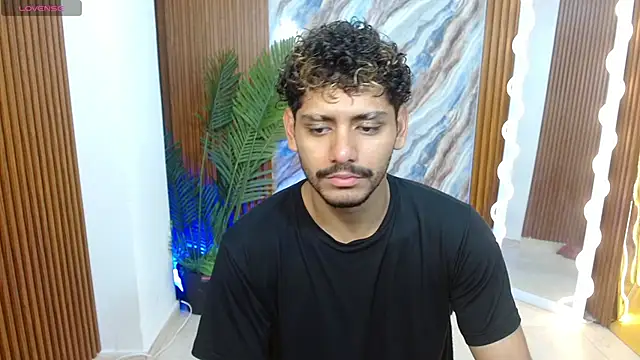 milo tay online show from 04/11/26, 02:52