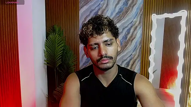 milo tay online show from 04/13/26, 03:10