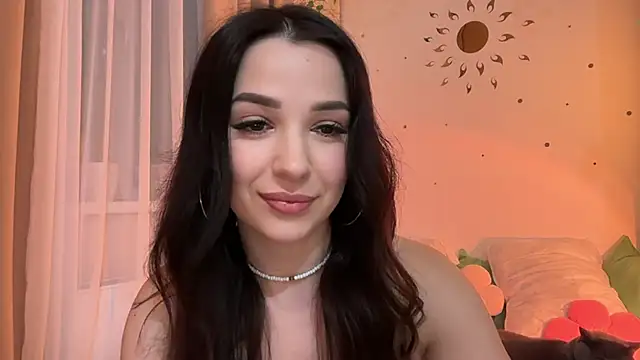 emilytr1xxy online show from 04/21/26, 04:13