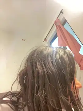 Snapshot of PetiteNai chatting on 04/12/26, 11:52 PetiteNai online show from 04/12/26, 11:52