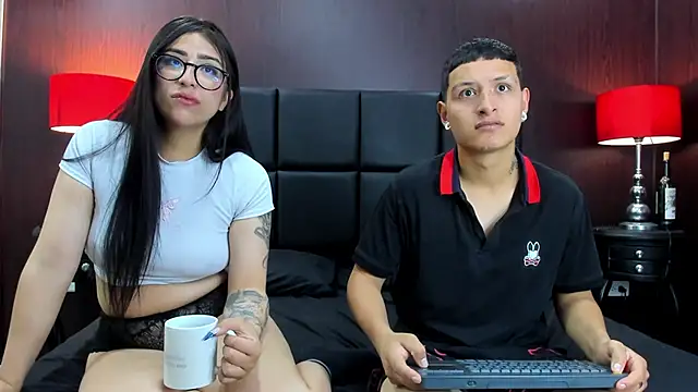 Snapshot of TomAndGia chatting on 05/05/26, 12:19 TomAndGia online show from 05/05/26, 12:19