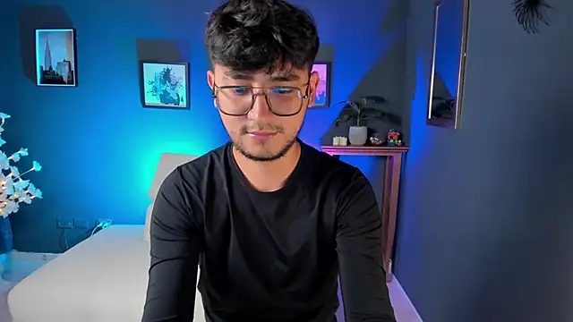 Snapshot of Dante_Rushx chatting on 04/13/26, 08:13 Dante Rushx online show from 04/13/26, 08:13