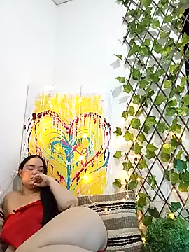 Snapshot of TrixieRosse chatting on 04/11/26, 07:45 TrixieRosse online show from 04/11/26, 07:45