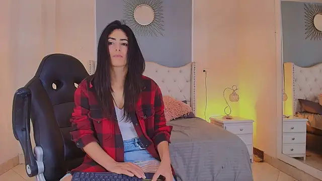 elizabeth santos1 online show from 06/03/26, 09:19