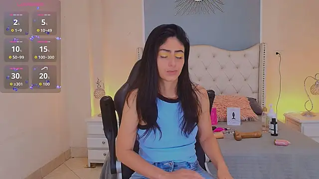 elizabeth santos1 online show from 06/02/26, 09:15