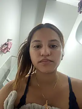 ViankaRose online show from 05/12/26, 09:48