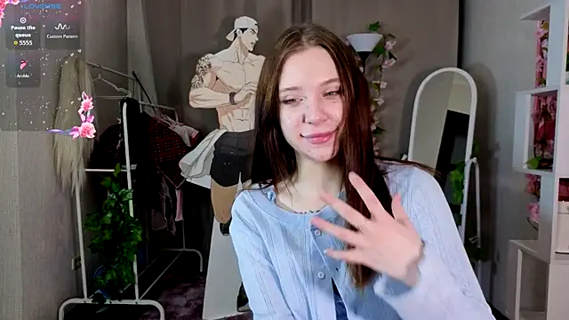 BlueberryMilMil online show from 04/14/26, 09:31