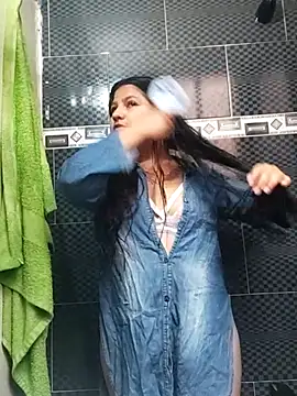 catalella segura online show from 04/15/26, 03:38