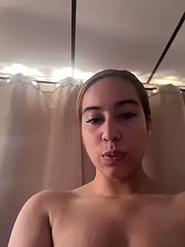 Aitana Lux online show from 04/14/26, 07:08