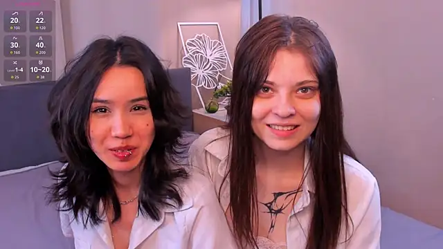 ReynaGrinvalsky online show from 04/13/26, 07:34