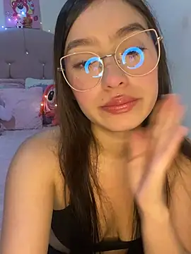 Miakittyyy online show from 04/14/26, 02:55